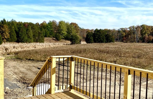 Saugerties House | Ideal Family Getaway: New Home with Breakfast Included
