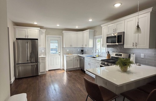 Vauxhall Apartment | New HOME 4 Br 25 min to NYC & 10 min to EWR