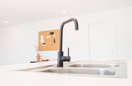 Kingston House | New home close to Hobart CBD and Beach