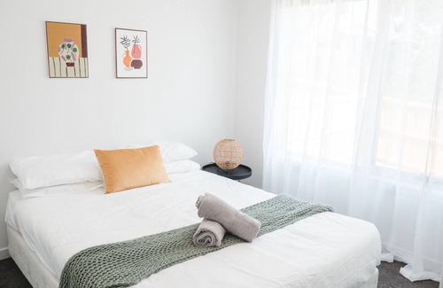 Kingston House | New home close to Hobart CBD and Beach
