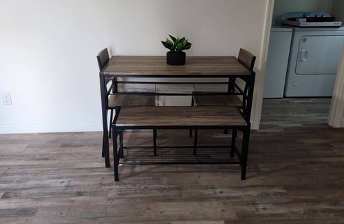 Delano House | Cozy Home in Central Delano with Spa & Family-Friendly Vibes