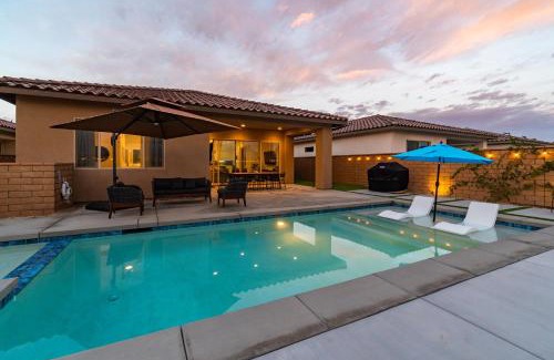 La Quinta Villa | Inviting Home! Steps Away from Stadium Course & Ocean Views