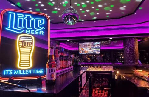 New Hope Hotel | Relaxing New Hope Inn & Suites with Ocean Views and Pool