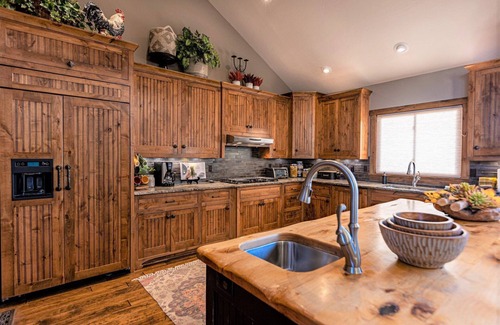 Pagosa Springs Cabin | Quality Home with Hot Tub and Scenic Views Near San Juan