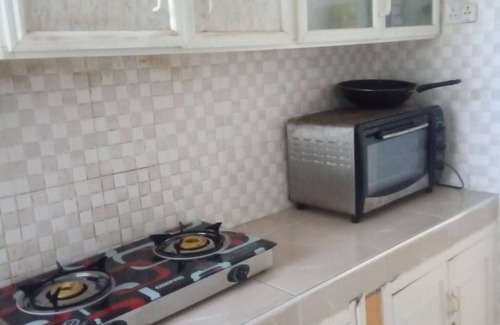 Stone Town House | Convenient Retreat Near Center with Modern Amenities