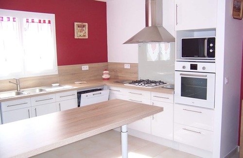 Gujan-Mestras House | Tranquil 93 m² Retreat for 6 with Ocean Views