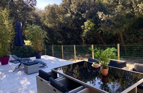 Soulac-sur-Mer House | Seaside Retreat Steps from the Ocean - Guest Rated 10/10