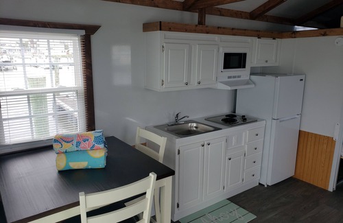 Dewey Beach Boat Rental | NEW Houseboat - 2 Bedrooms - Great Location & Views
