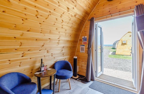 Crimdon Cottage | Quirky Oceanfront Pod with Spa and Hot Tub Retreat