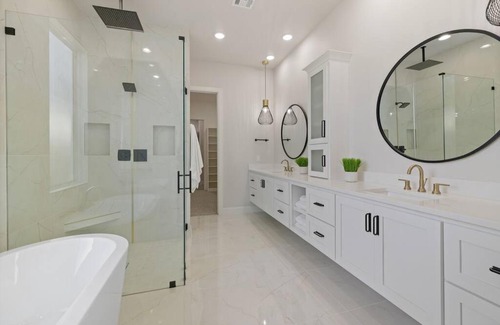 Tulsa House | Discover Brookside: Steps from The Gathering Place