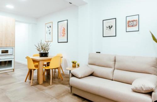 Murcia Apartment | Modern Apartment in Central Murcia with Family Amenities