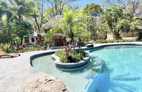 Los Pargos Villa | Discover Playa Negra: Private Homes with Pool Await You!