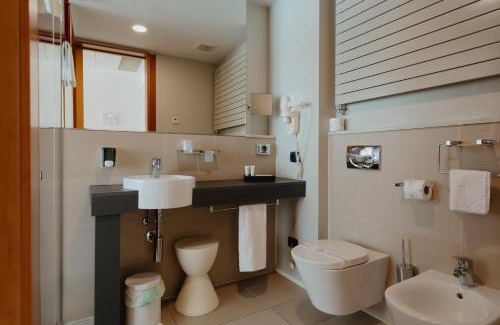 San Giovanni in Persiceto Hotel | Experience Comfort at NEW IPOINT HOTEL – 4-Star Getaway