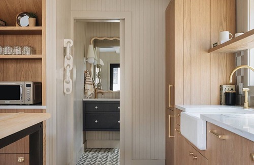 Union Pier House | Discover The Fern: Beachside Townie Cottage with Pool