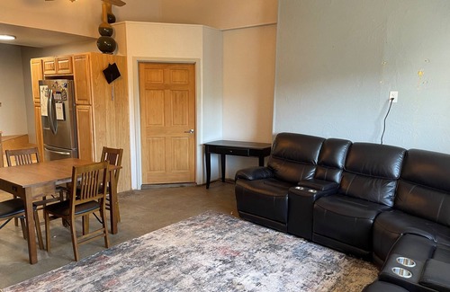Kenai Cabin | Idyllic Kenai Beachfront Cabin 5: Steps from Fishing & Town