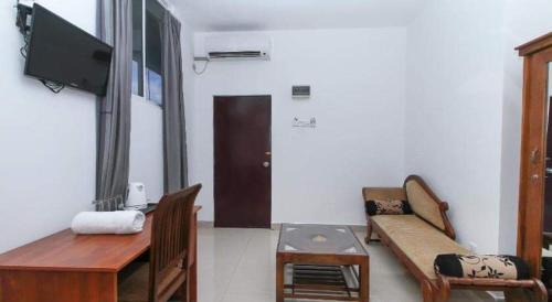 Seeduwa - Katunayake Hotel | New Kings Gate Airport Transit Hotel