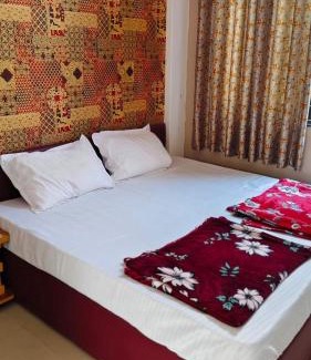 Wadhwan Hotel | New kuldevi hotel