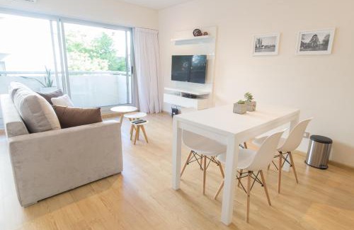 Colegiales Apartment | Bright & Inviting Stay in Belgrano - 4-Star Rating
