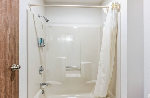 Boulder Junction Apartment | NEW LISTING! 114 Two Queen Room with easy access to Bike Trail by RedAwning
