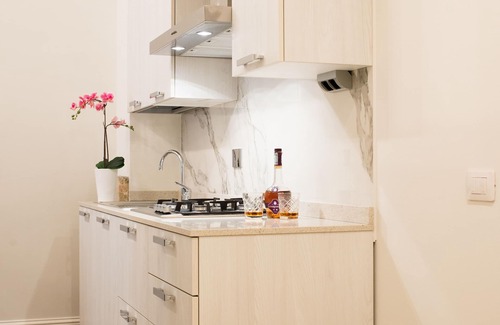 Santa Maria Novella Apartment | Discover Casanova Ground Floor Apt with Pool & Breakfast
