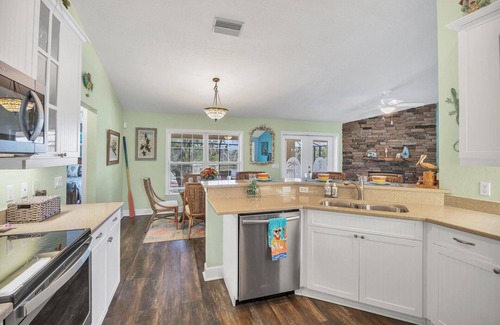South Gulf Cove House | Explore Charlotte Harbor Area Resort Near Disney & Universal