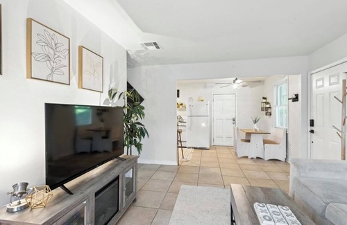 Slidell House | Modern Farmhouse Retreat: 9.8/10, Ocean View & Spa