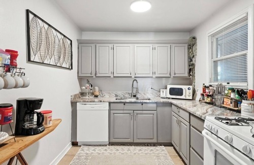 Slidell House | Modern Farmhouse Retreat: 9.8/10, Ocean View & Spa