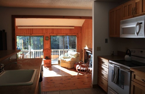 Becket House | Relaxing Cottage Retreat by a Private Spring-Fed Pond