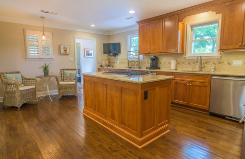 Mount Pleasant Cottage | Idyllic Cottage with Plunge Pool in Mt Pleasant