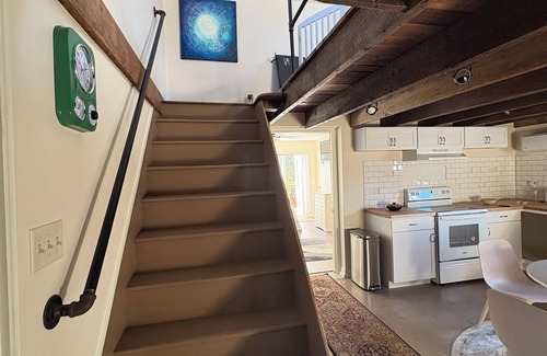 Carbon Hill Cottage | New Listing! Cozy country cabin in peaceful surroundings near Albany