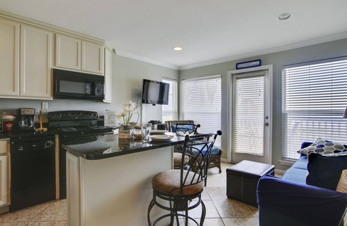 Galveston Condo | Relax and Rejuvenate at SeaScape #2219 - Rated 9.6/10!