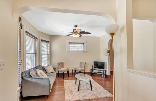 Mexicantown - Southwest Detroit Apartment | NEW LISTING! Downtown Detroit Adjacent - Southwest 2nd FL Apt by RedAwning