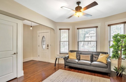 Mexicantown - Southwest Detroit Apartment | NEW LISTING! Downtown Detroit Adjacent - Southwest 1st FL Apt by RedAwning