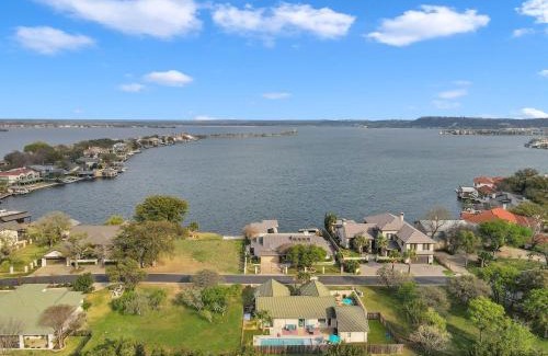 Horseshoe Bay House | Discover Holiday Homes in TX, USA - Pet Friendly with Pool