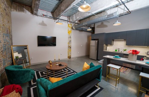 Pinch District Condo | New Listing: Family-Friendly Condo in Downtown Memphis