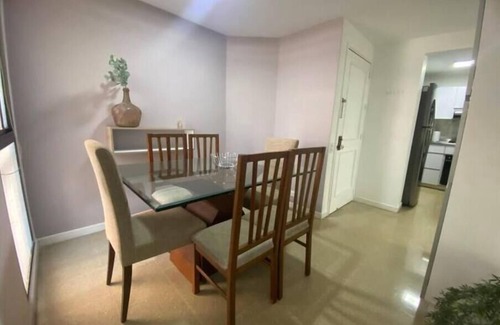 Villa Hermosa Apartment | Relaxing Nature Retreat: Modern Apartment with BBQ Patio