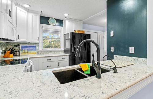 Southern Shores House | New Beachfront Oasis: Pool, Dog-Friendly & Ocean Views