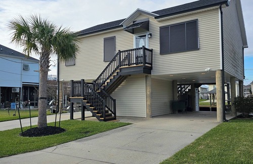 Barataria House | New Waterfront Retreat: Perfect for Fishing and Family Fun