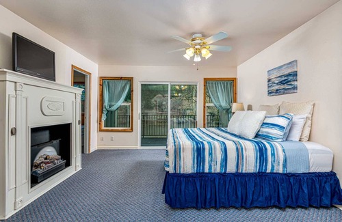 Mapleton House | Riverfront Retreat with Private Dock and Family-Friendly Amenities