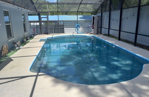 Pine Hills House | Family Retreat: Universal Disney & Waterpark Pool Home