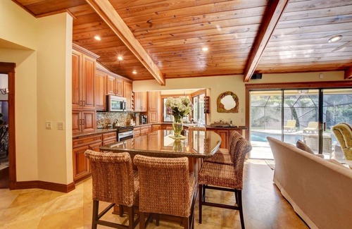 Boca Raton House | New Listing! Upscale Pool Home in Prime Location