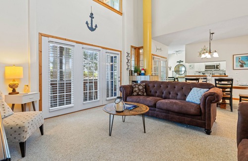 Manteo House | Waterfront Retreat with Boat Slip, Pool & Pet-Friendly Options