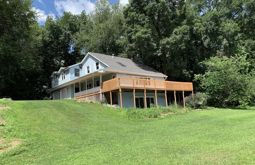 Granger House | Ultimate Getaway for Fighting Irish Football Fans!