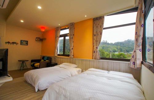 Nanzhuang House | Cozy New Live B&B: Family-Friendly Getaway with High Ratings