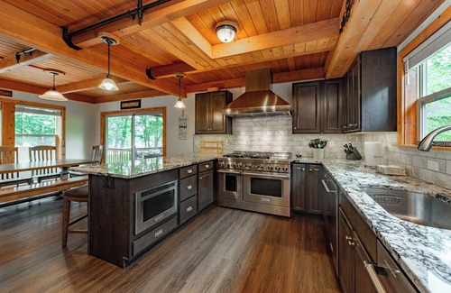 Waterfront Greens House | Experience Livin' On A Whim: Lakefront Hot Tub Retreat