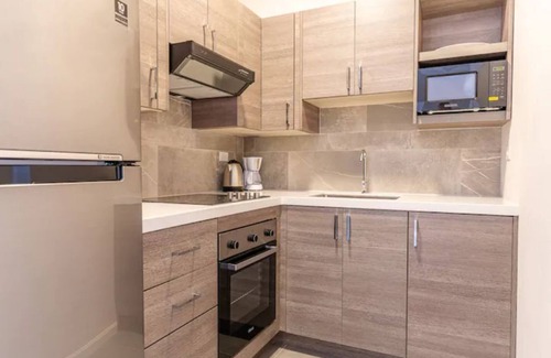 Rancho Condo | Explore New Location: Family-Friendly Amenities Await