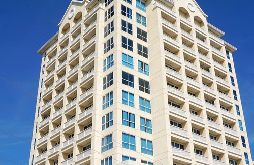 Lapu-Lapu Condo | Top-Rated 2 BR Condo with Pools and Ocean Views