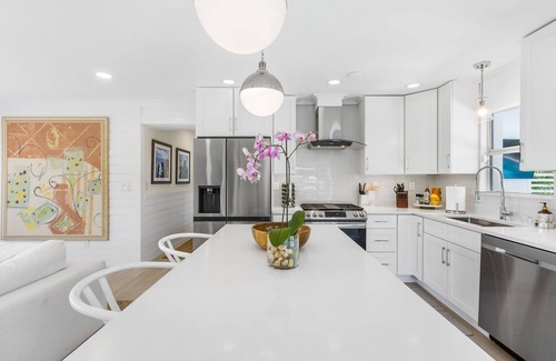 Southside House | Beautiful Villa with Pool & Ocean View in West Palm Beach