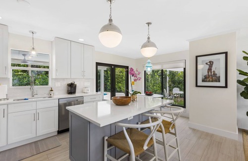 Southside House | Beautiful Villa with Pool & Ocean View in West Palm Beach