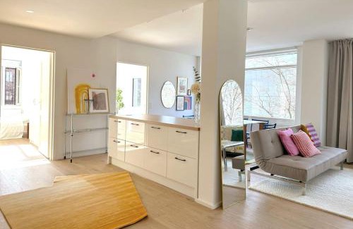 Pasila Apartment | Modern 4-Star Apartment with Terrace & Prime Location